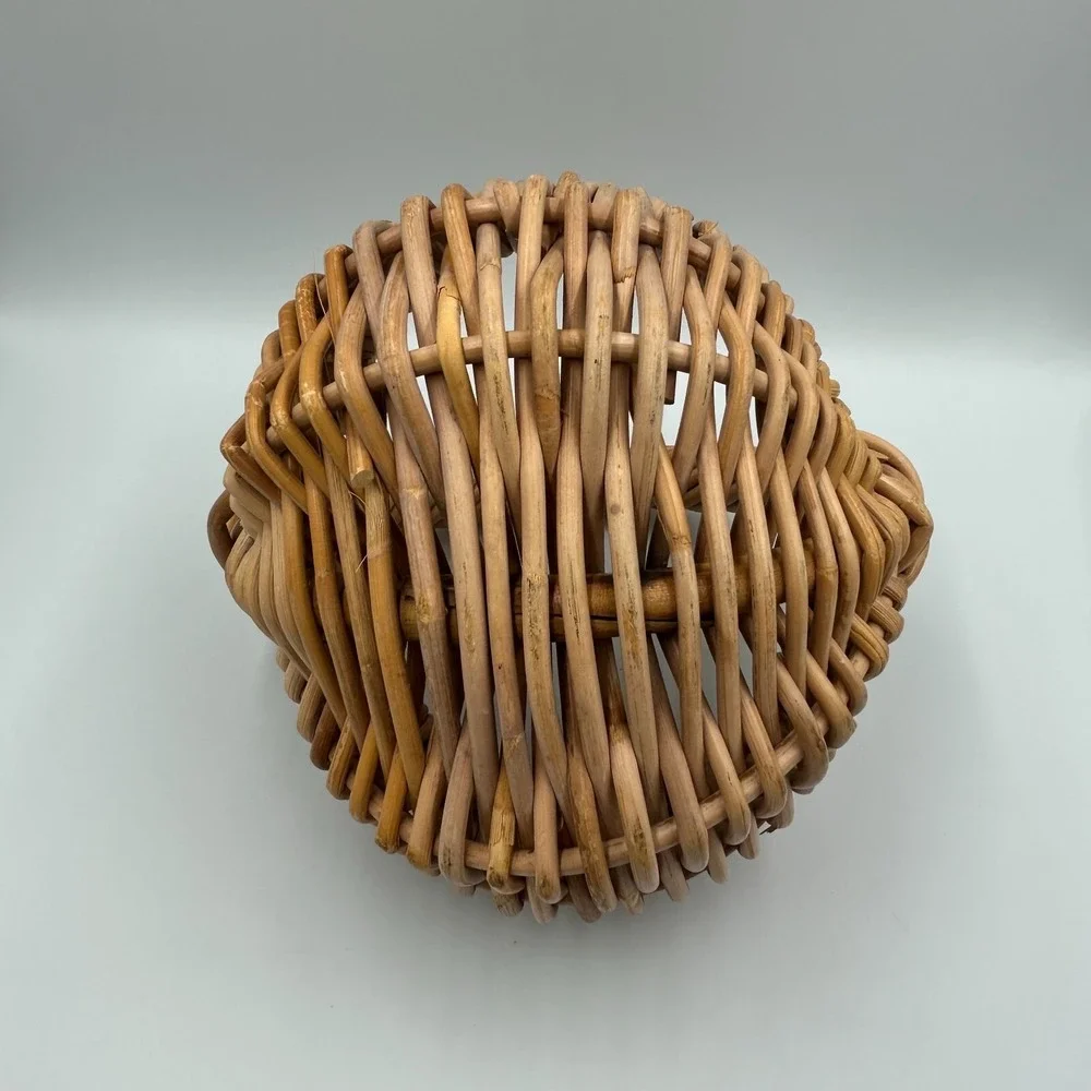 Vintage Butt Basket Hand Woven Harvesting 9